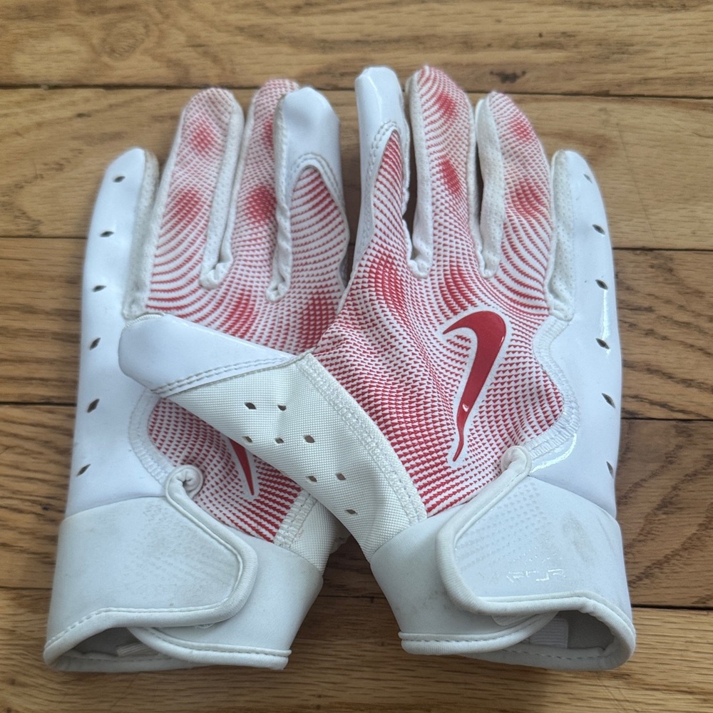 Nike White and Red Athletic Gloves